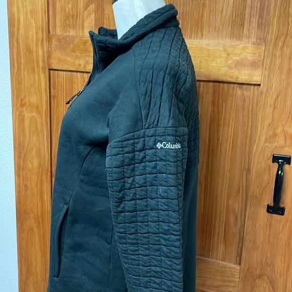 Columbia quarter zip - Picture 2 of 2